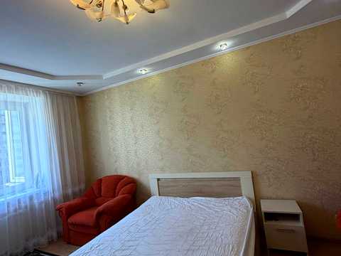 квартира за адресою Зарічанська вул., 9
