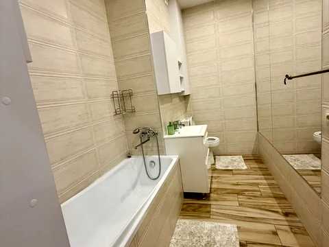 квартира за адресою Казимира Малевича вул. (Боженка), 48