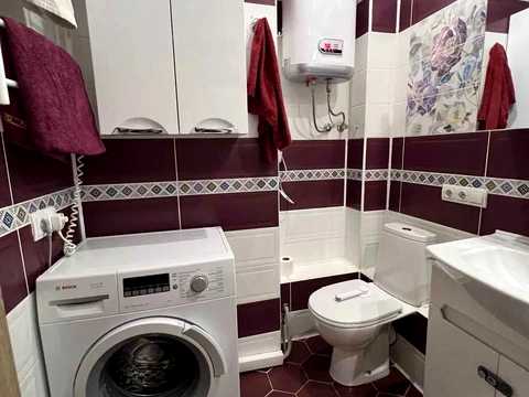 квартира за адресою Михайла Донця вул., 2-Б