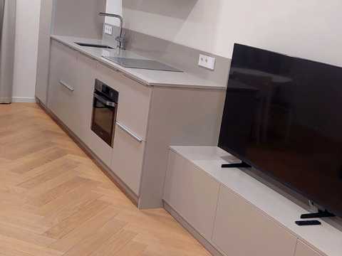 квартира за адресою Салютна вул., 2к6
