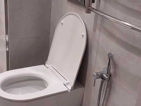 квартира за адресою Салютна вул., 2к6