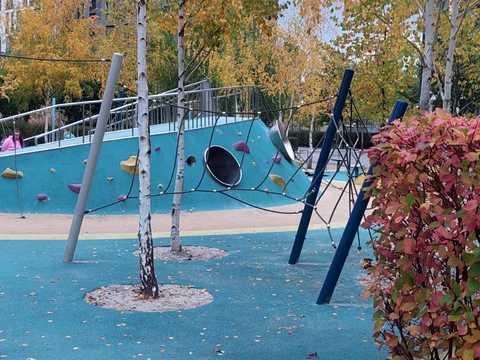 квартира за адресою Салютна вул., 2к6