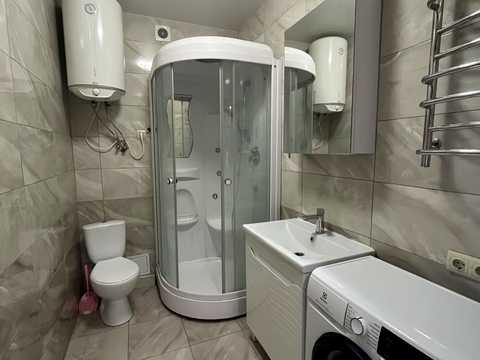 квартира по адресу Единства ул., 5