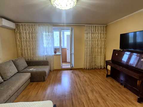 квартира по адресу Небесной Сотни просп. (Маршала Жукова), 32