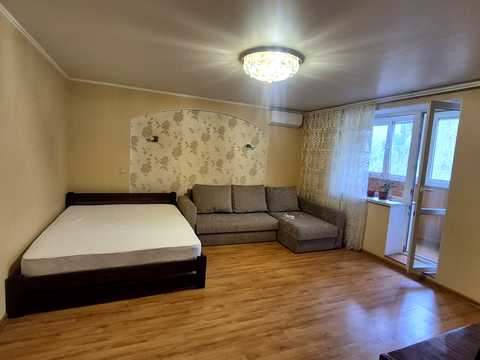 квартира по адресу Небесной Сотни просп. (Маршала Жукова), 32