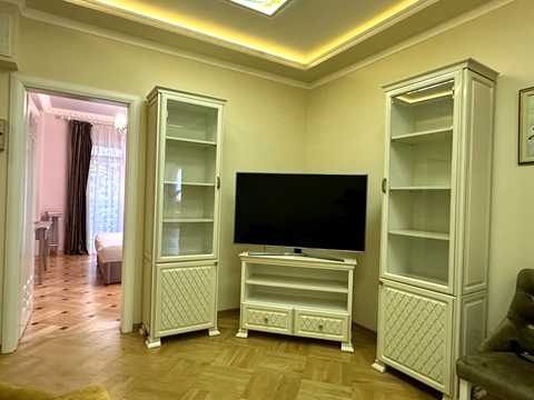 квартира за адресою Героїв Майдану вул. (Гвардійська), 18а
