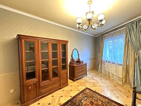 квартира за адресою Героїв Майдану вул. (Гвардійська), 18а