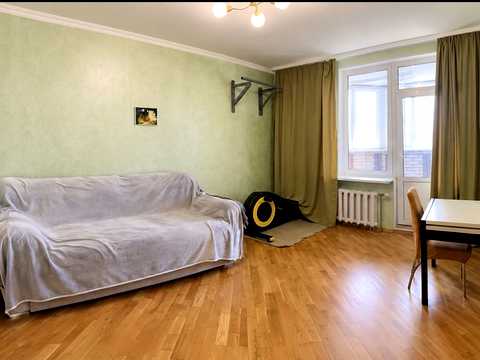 квартира за адресою Олени Пчілки вул., 2