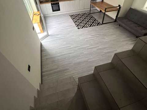 будинок за адресою с. Гатне, Берегова вул., 7