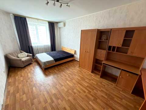 квартира за адресою Кадетський Гай вул., 3