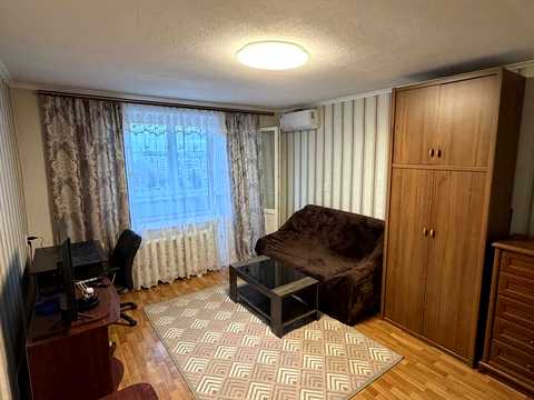 квартира за адресою Калинова вул., 74