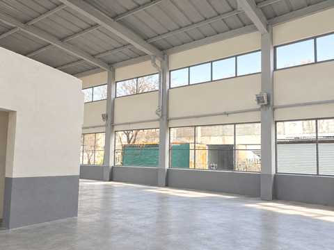 коммерческая по адресу Юрія Кондратюка ул., 8