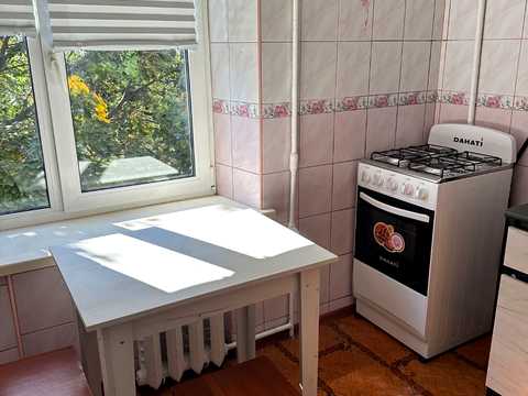 квартира за адресою Любомира Гузара просп. (Космонавта Комарова), 14-А