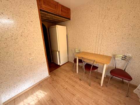 квартира за адресою Генерала М. Тарнавського вул., 14