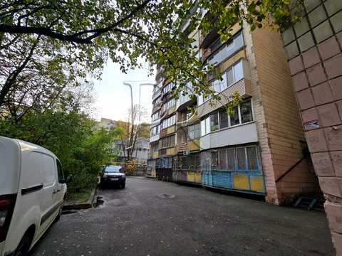 квартира по адресу Златопольская ул., 3