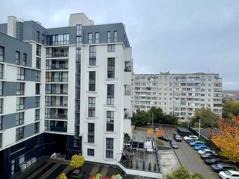 квартира за адресою Гайдамацька вул. (Марфи Струтинської), 2г