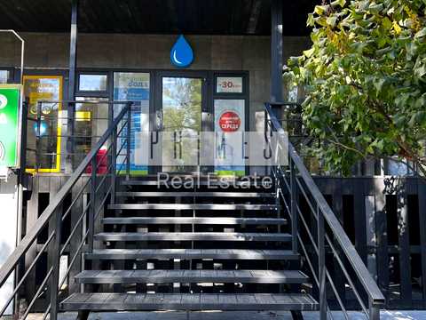 комерційна за адресою Тулузи вул., 3