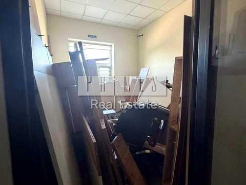 комерційна за адресою Паркова вул., 40