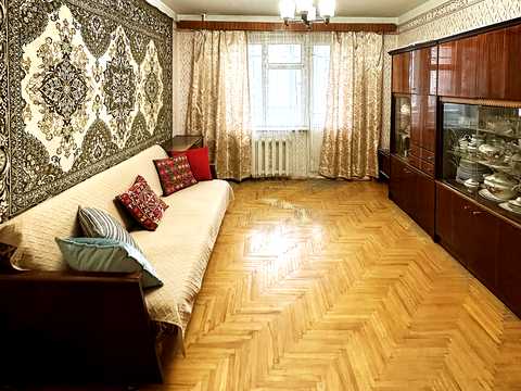 квартира за адресою Івано-Франківськ, Гната Хоткевича вул., 83
