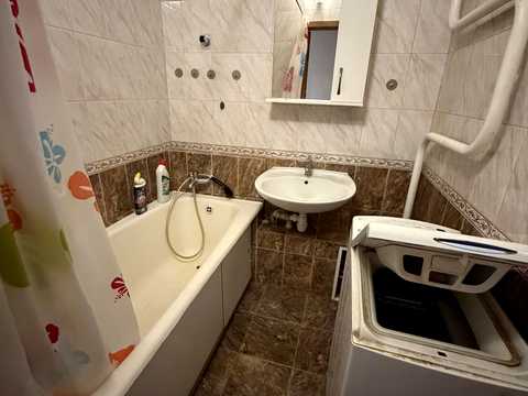 квартира за адресою Ломаківська вул. (Мічуріна), 4