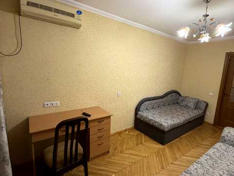 квартира за адресою Ломаківська вул. (Мічуріна), 4