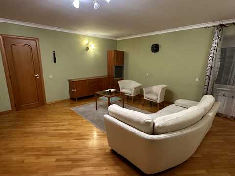 квартира за адресою Михайла Котельникова вул., 35