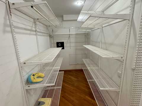 квартира за адресою Михайла Котельникова вул., 35