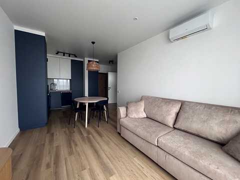 квартира за адресою Олександра Олеся вул., 27-А