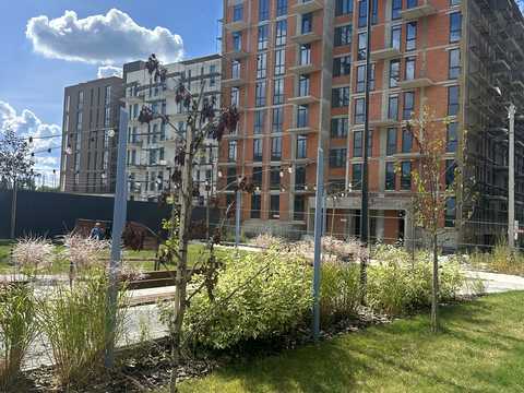 квартира по адресу Героїв Майдану ул., 11