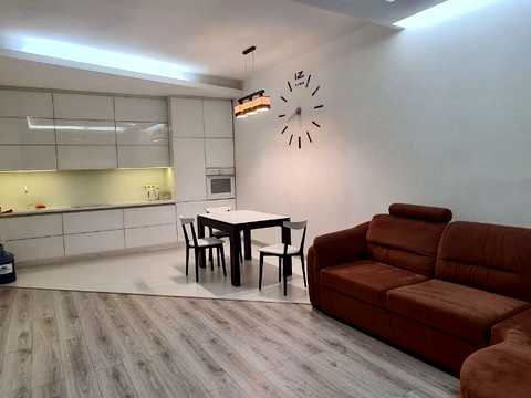 квартира за адресою Літературна вул., 12а, к.1