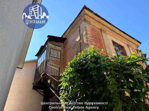 квартира за адресою Чернівці, Конституційна вул. (28 Червня), 39