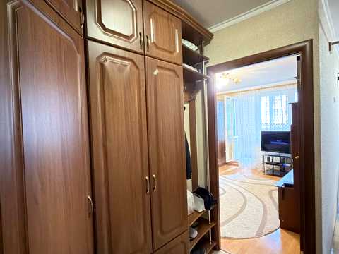 квартира за адресою Олександра Довженка вул., 9-А