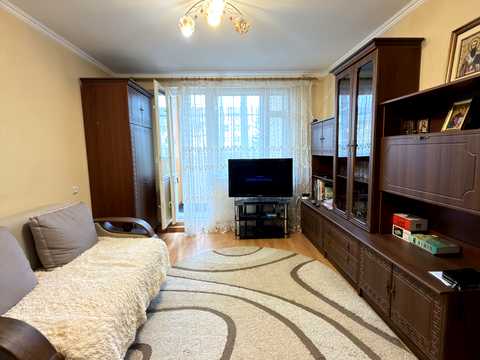квартира за адресою Олександра Довженка вул., 9-А