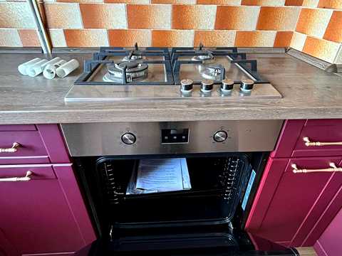 квартира за адресою Олександра Свіща вул. (Середня), 61