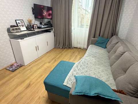 квартира за адресою Космонавтів вул., 21/1