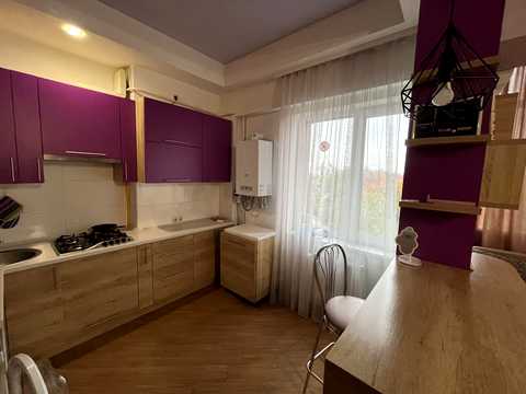 квартира за адресою Соборна вул., 348а