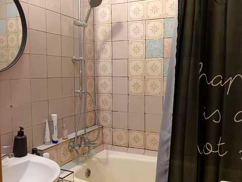 квартира за адресою Перемоги просп., 71б