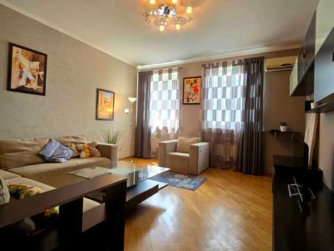 квартира за адресою Братська вул., 5