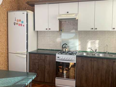 квартира за адресою Шептицьких вул., 31