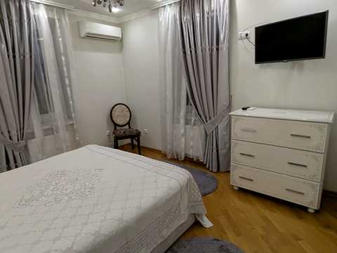 квартира за адресою Тролейбусна вул., 26