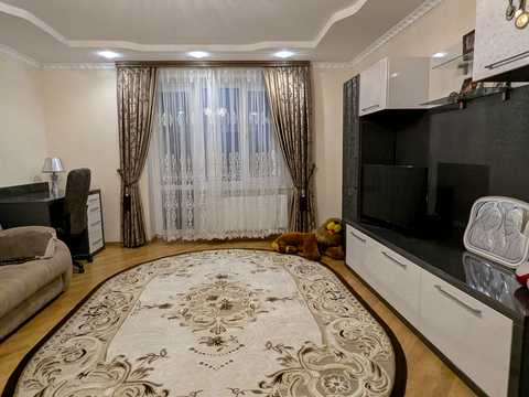 квартира за адресою Тролейбусна вул., 26