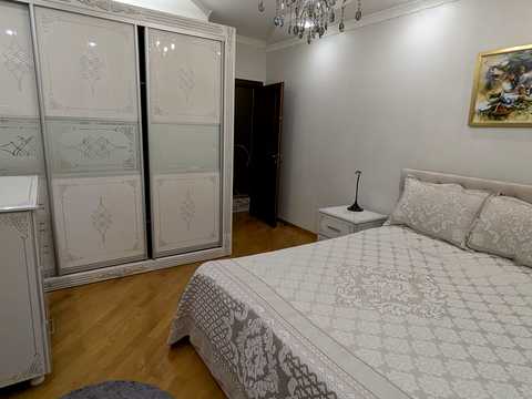 квартира за адресою Тролейбусна вул., 26