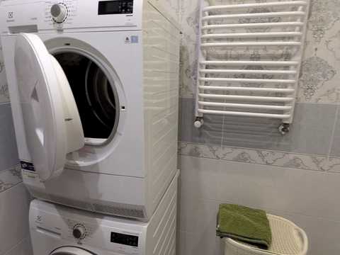 квартира за адресою Тролейбусна вул., 26