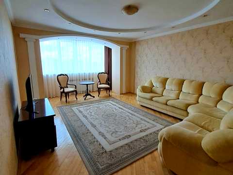 квартира за адресою Миколи Бажана просп., 10