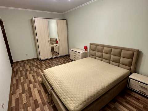 квартира за адресою Бориса Гмирі вул., 10/40