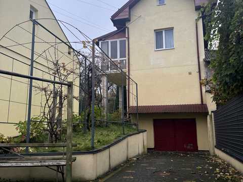 будинок за адресою Білоруська, 9