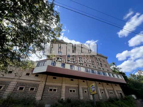 комерційна за адресою Кудрявський узвіз, 14