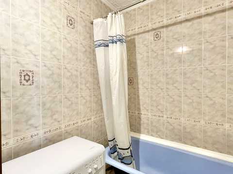 квартира за адресою Дарницький бульв., 8