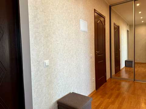 квартира за адресою Дніпровська набережна вул., 26-А