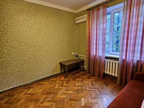 квартира по адресу Леси Украинки бульв., 4